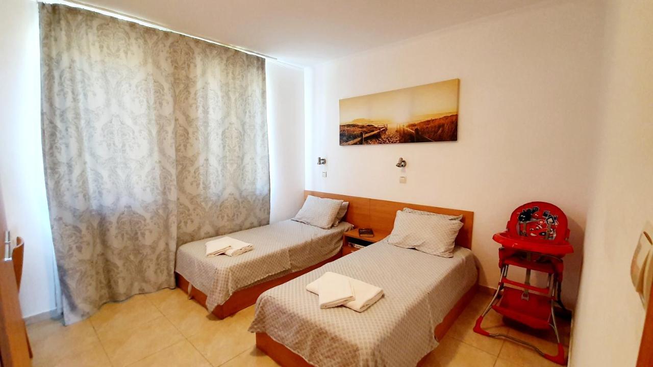 Relax From The Paradise In The Heart Of Sveti Vlas Exterior foto